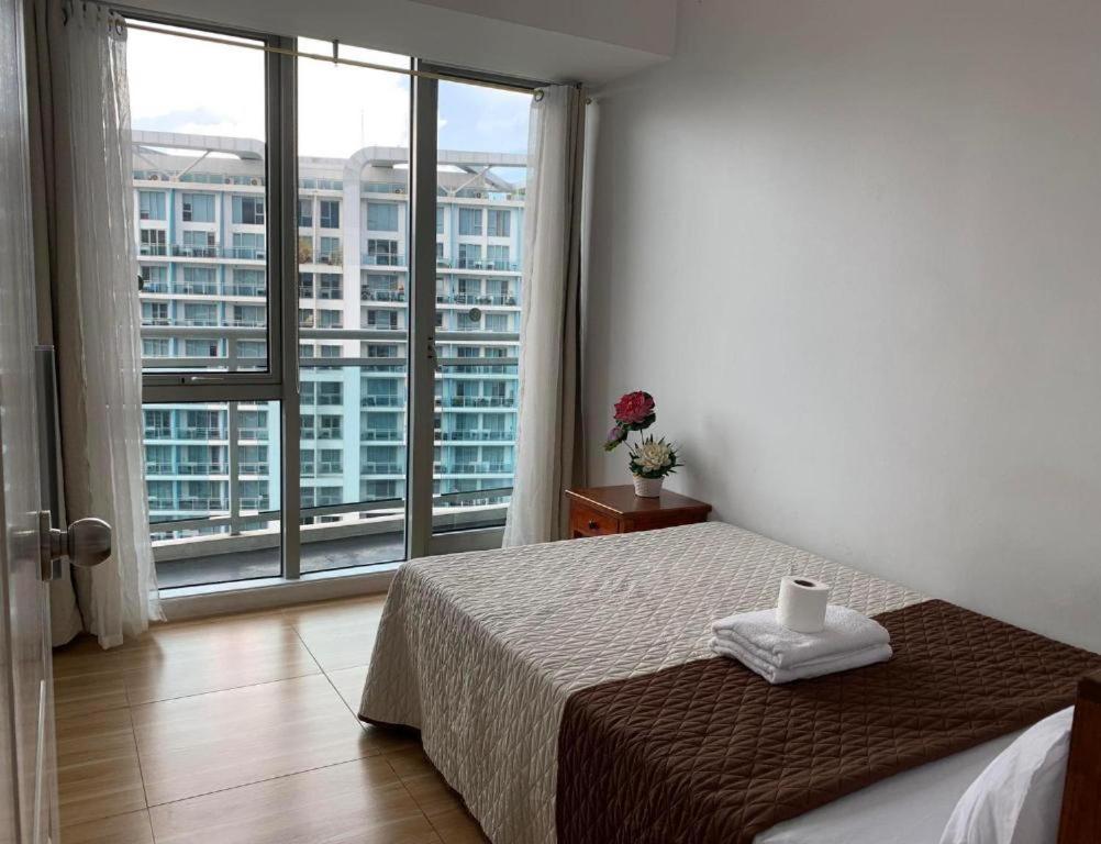 Azure Urban Resort A3 Near Airport Mall With Balcony Wavepool Manila Exterior foto