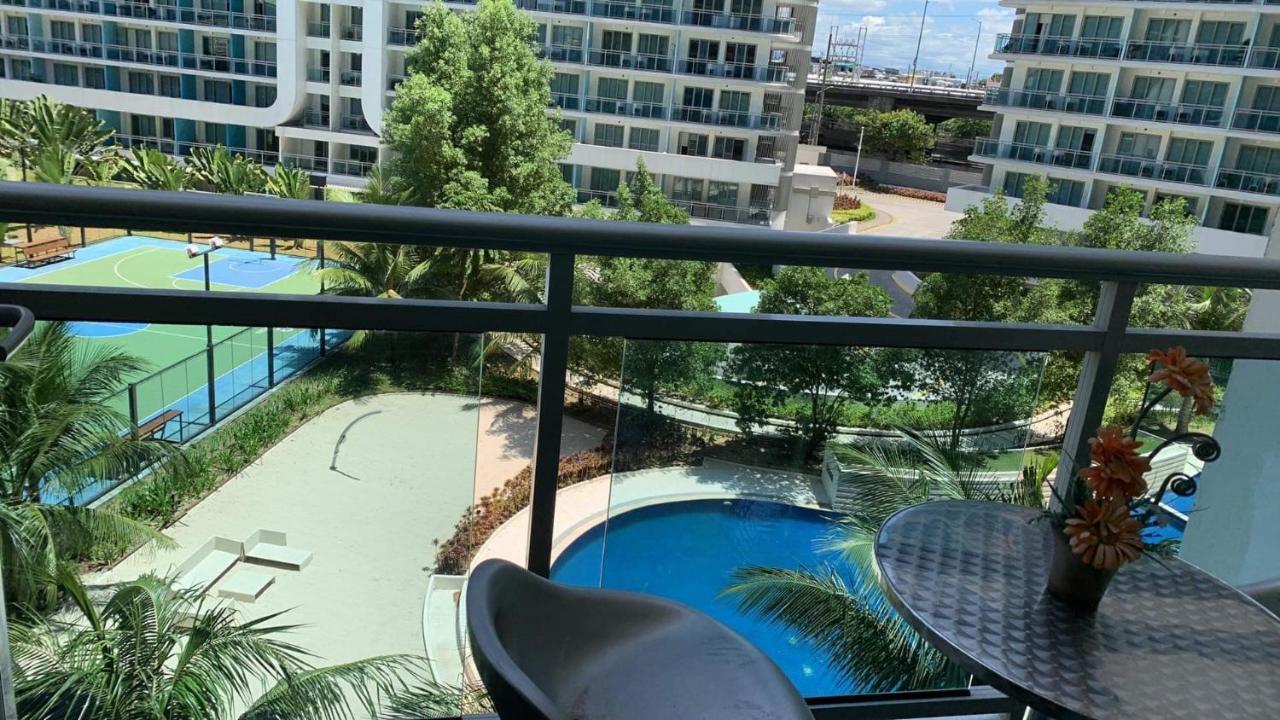 Azure Urban Resort A3 Near Airport Mall With Balcony Wavepool Manila Exterior foto