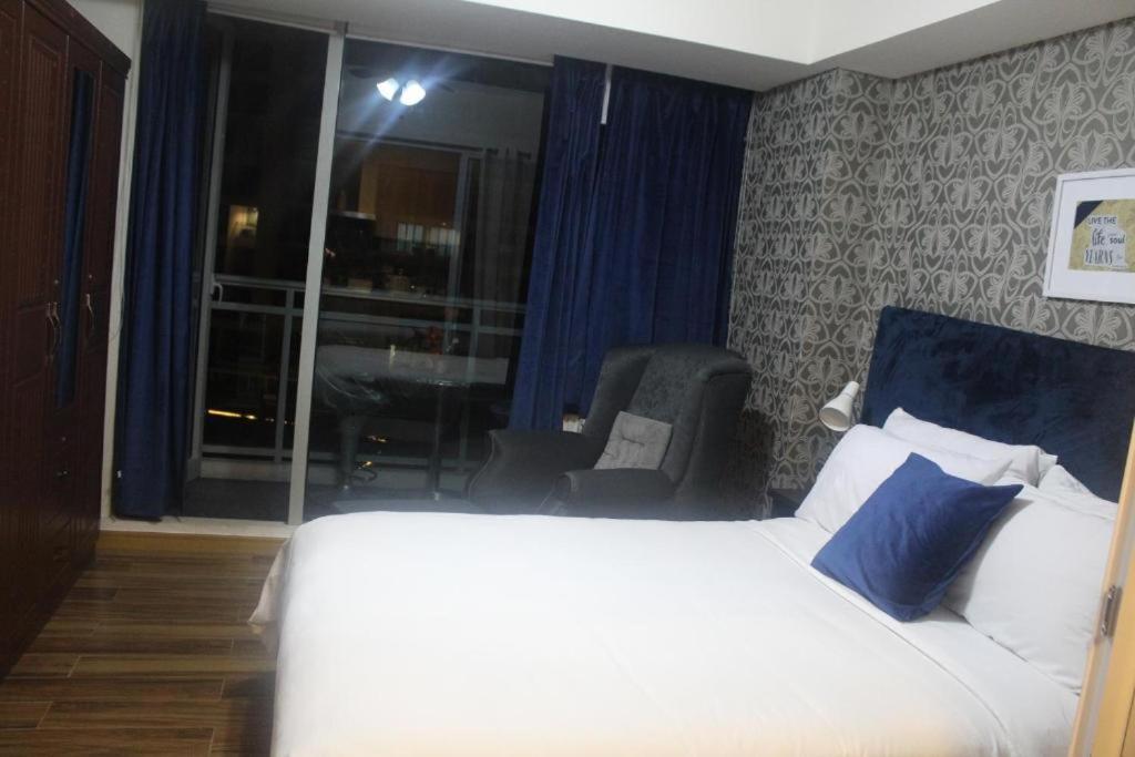 Azure Urban Resort A3 Near Airport Mall With Balcony Wavepool Manila Exterior foto